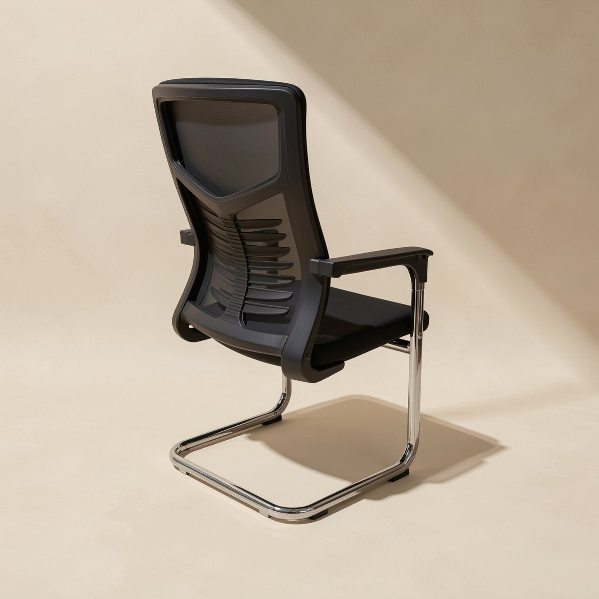 Arcseat curved office chair with metal framework, armrests, and backrest - view 3